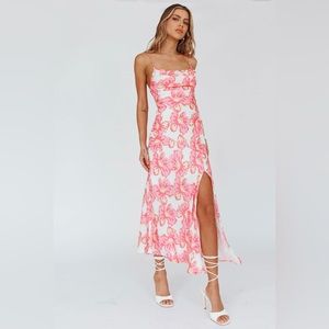 Selfie Leslie Pleated Bust Front Split Dress Flowers Pink